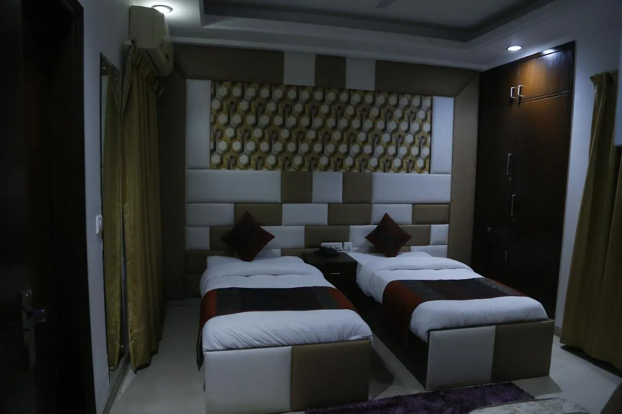Treebo Marigold Hotel Delhi